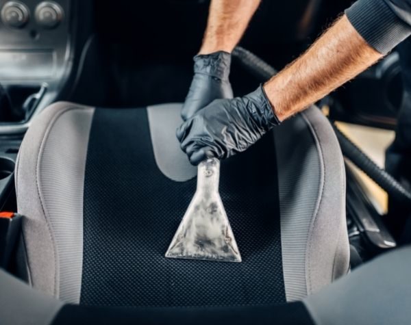 4 Tips for Deep Cleaning Your Car's Interior