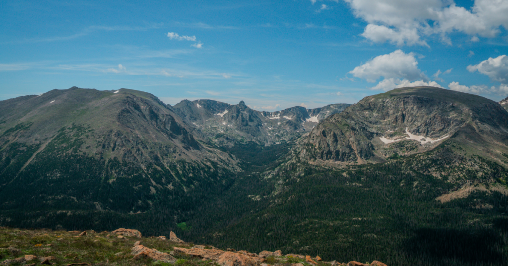 A gorgeous view of The Cascade Mountain Range.
